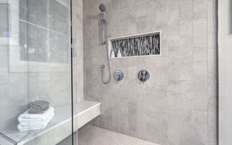 Installation douche salle de bain Juan-les-Pins